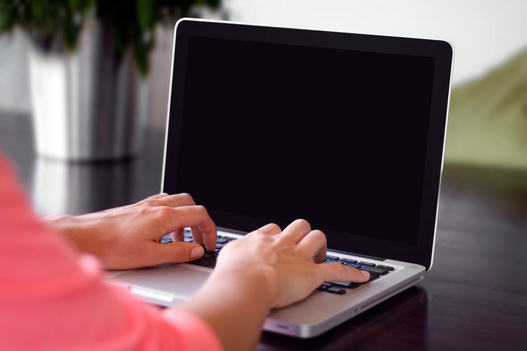 Dlaczego tyle biznesów internetowych upada? Czemu się tak dzieje?