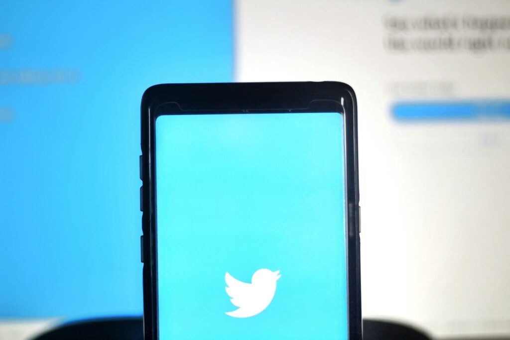 Jak tu działać na Twitterze?